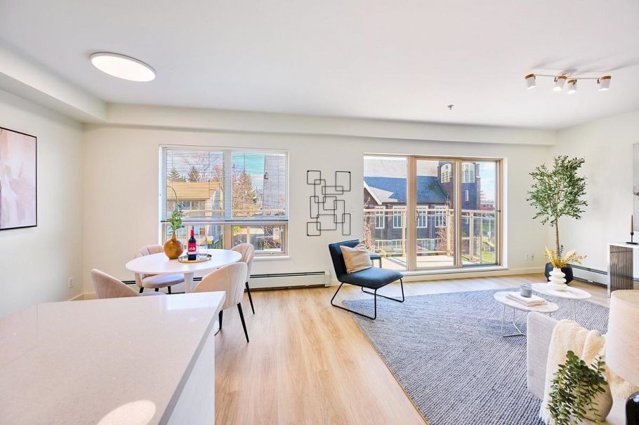 311 1033 St. Georges Avenue North Vancouver, BC - 14