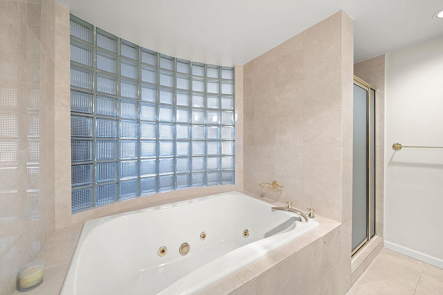 101 2288 W 40th Avenue Vancouver, BC - 20