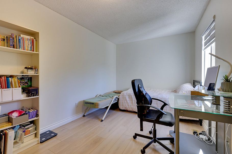 76 3437 E 49th Avenue Vancouver, BC - 13