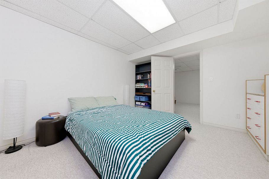 2716 Byron Road North Vancouver, BC - 32