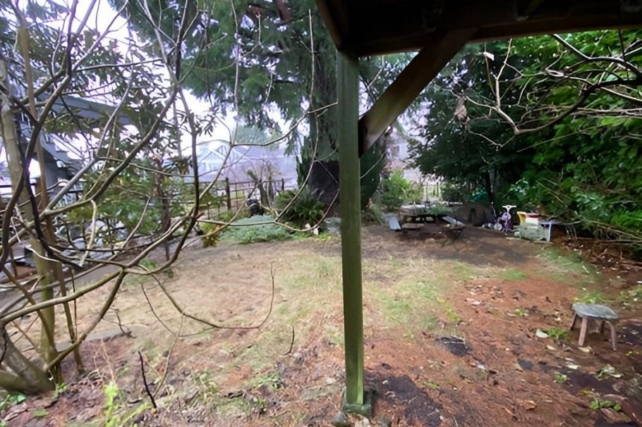 8479 Selkirk Street Vancouver, BC - 2