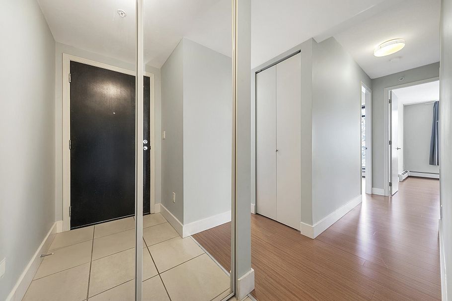 312 170 W 1st Street North Vancouver, BC - 26