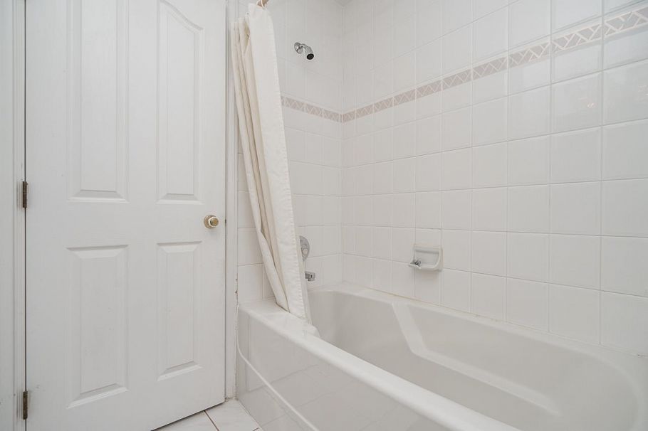 726 E 56th Avenue Vancouver, BC - 29