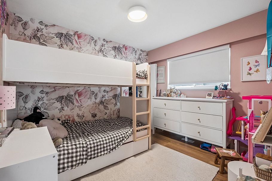 3616 E Georgia Street Vancouver, BC - 24