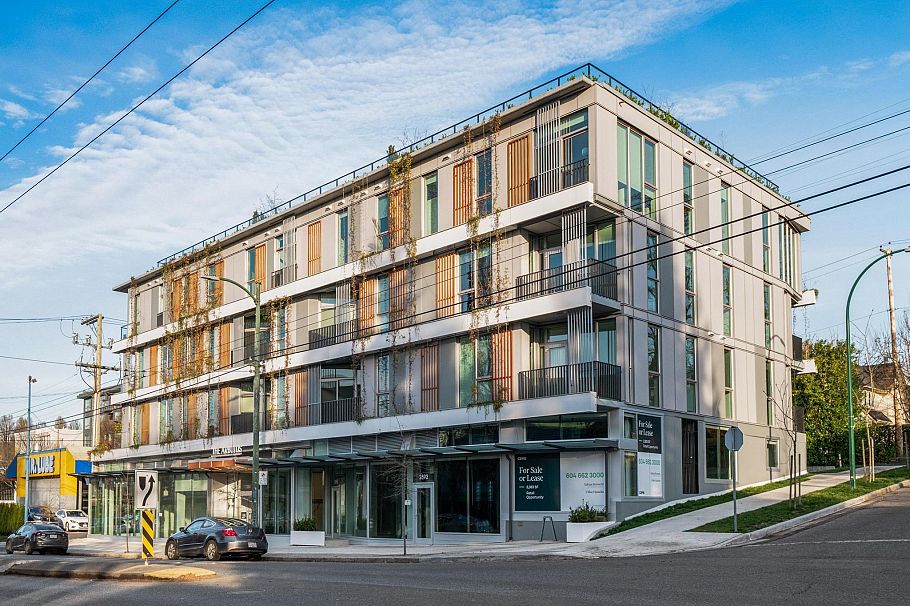 307 2888 Arbutus Street Vancouver, BC - 3