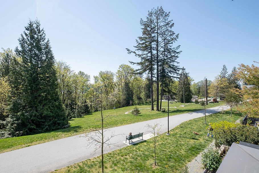 111 747 E 3rd Street North Vancouver, BC - 20