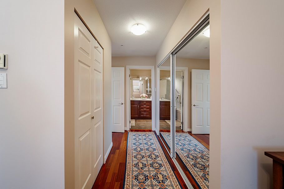 PH3 865 W 15 Avenue Vancouver, BC - 22