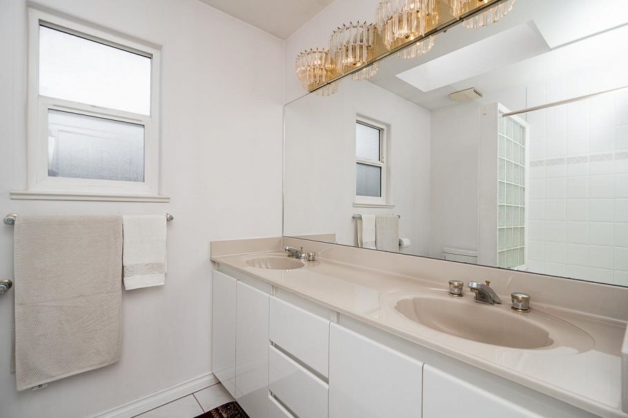 726 E 56th Avenue Vancouver, BC - 28