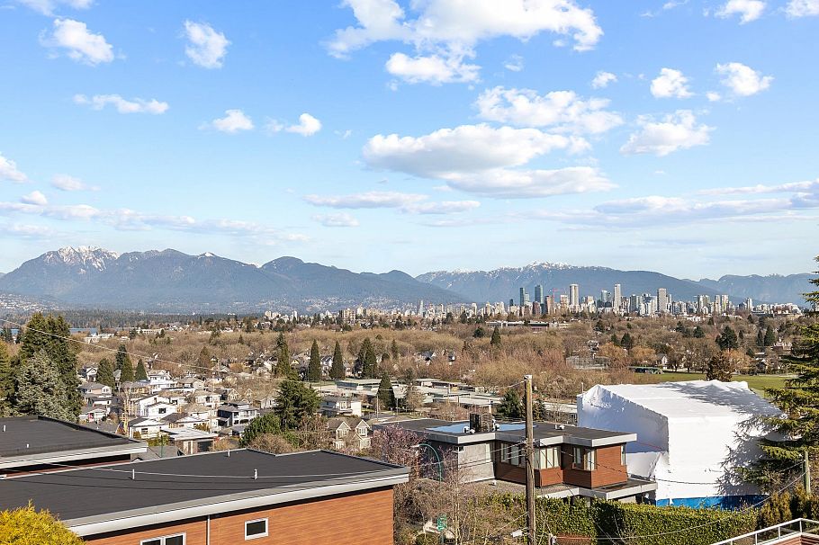 3253 W 21st Avenue Vancouver, BC - 34