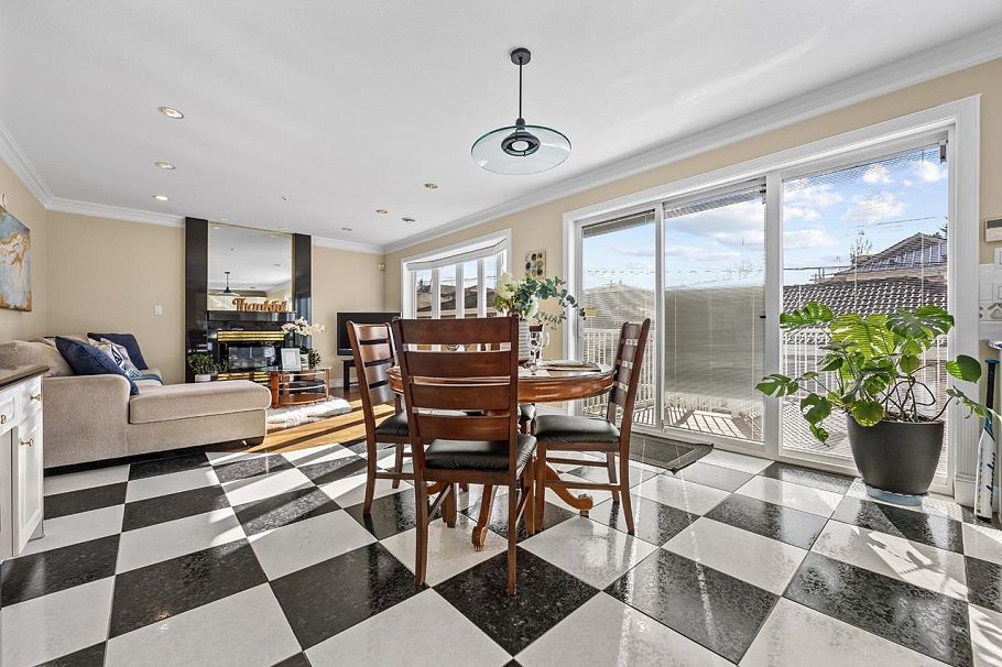 2288 W 20th Avenue Vancouver, BC - 11