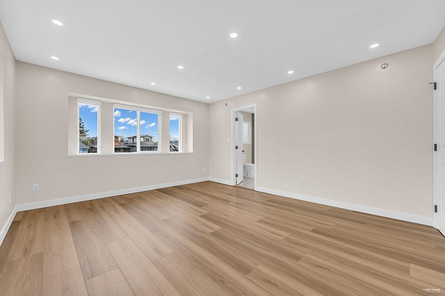 719 E 27th Avenue Vancouver, BC - 20