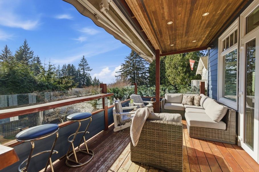 145 E Kensington Road North Vancouver, BC - 21