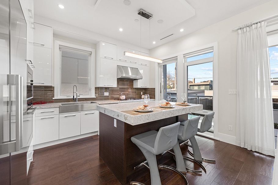 3253 W 21st Avenue Vancouver, BC - 15