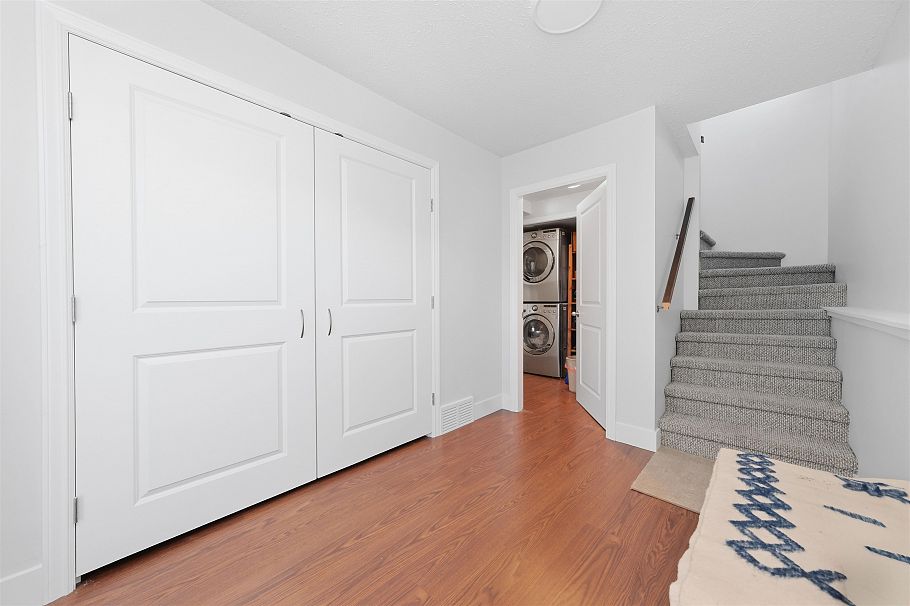 1911 Deep Cove Road North Vancouver, BC - 33