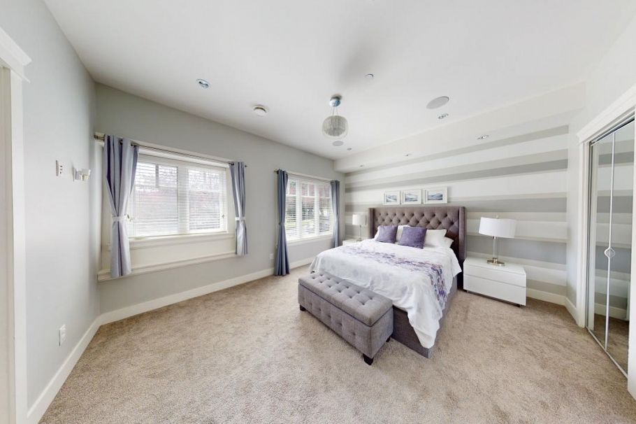 3317 E 3rd Avenue Vancouver, BC - 20