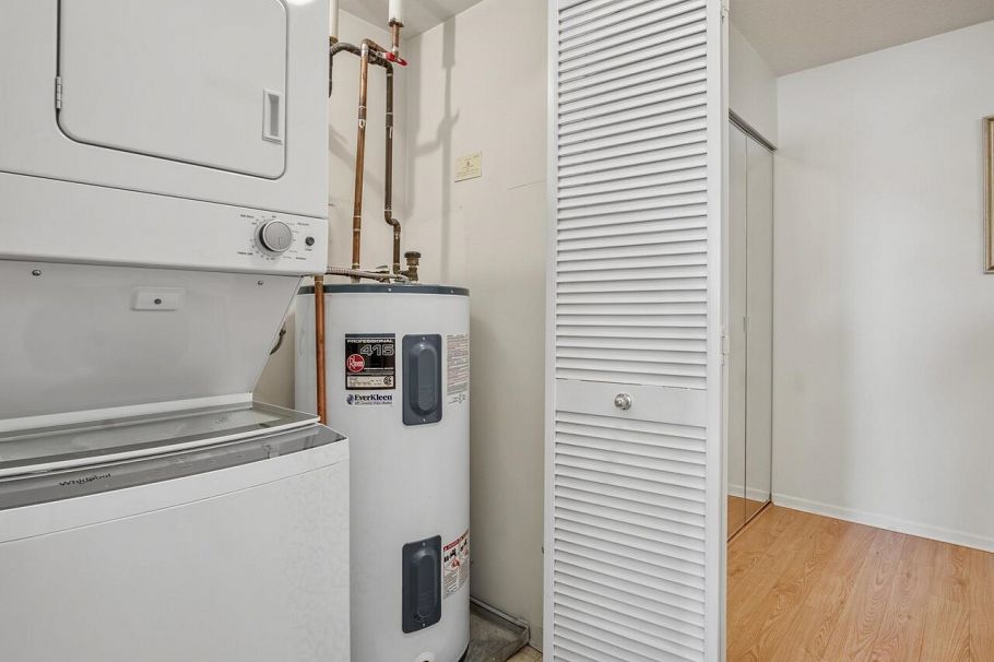 412 518 W 14th Avenue Vancouver, BC - 17