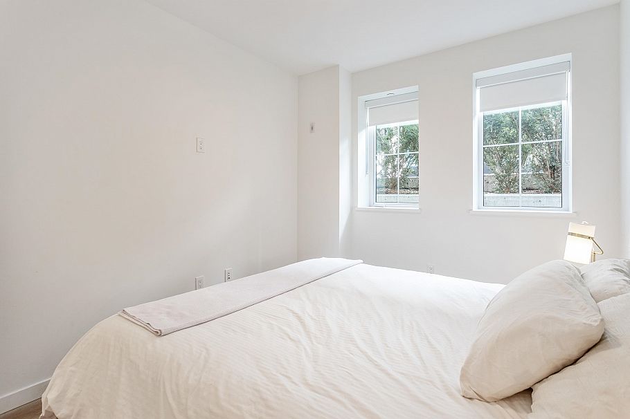 6 237 Ridgeway Avenue North Vancouver, BC - 13