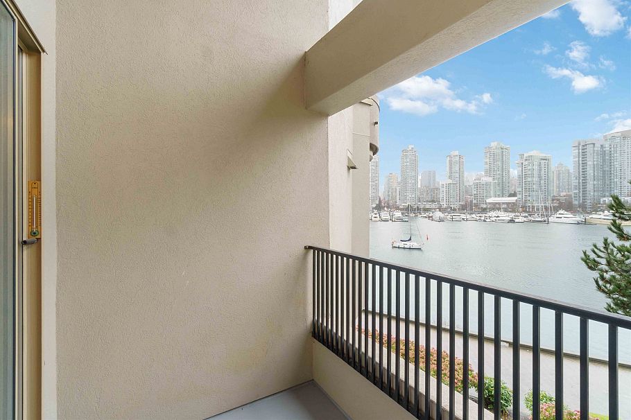 311 1859 Spyglass Place Vancouver, BC - 13