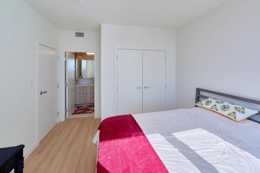 807 755 Harbourside Drive North Vancouver, BC - 28