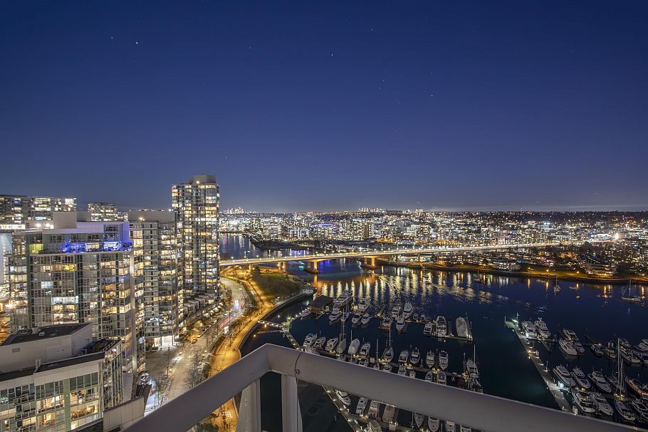3002 1199 Marinaside Crescent Vancouver, BC - 23
