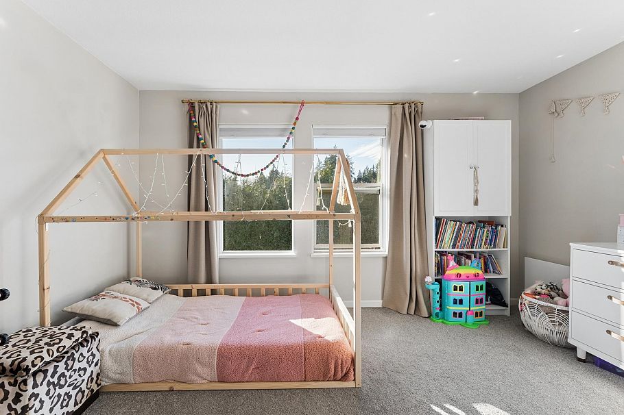 5 1550 Larkhall Crescent North Vancouver, BC - 24