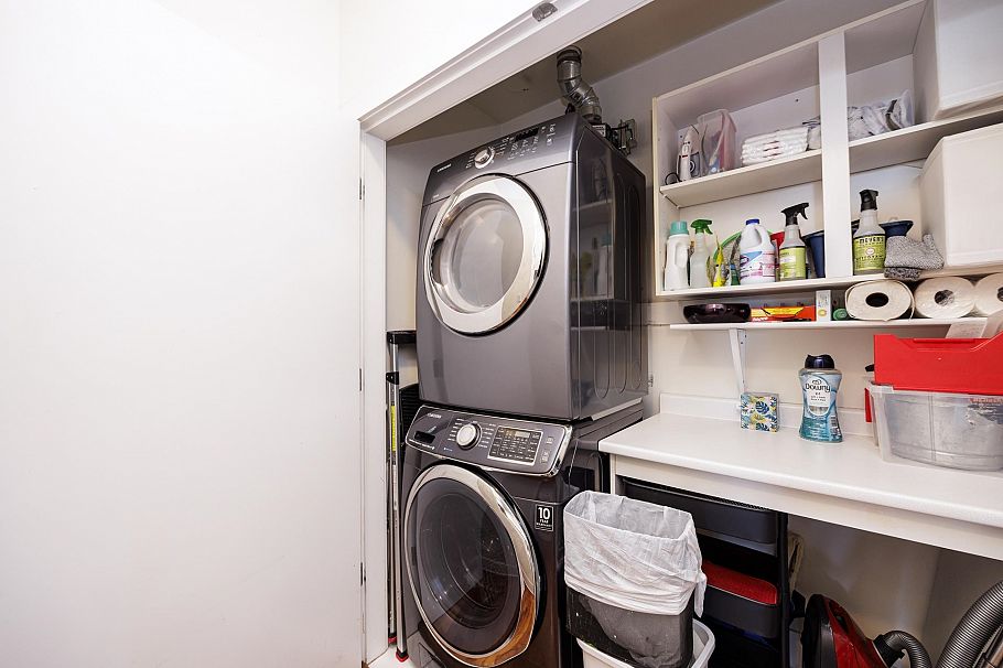 1702 121 W 16th Street North Vancouver, BC - 29