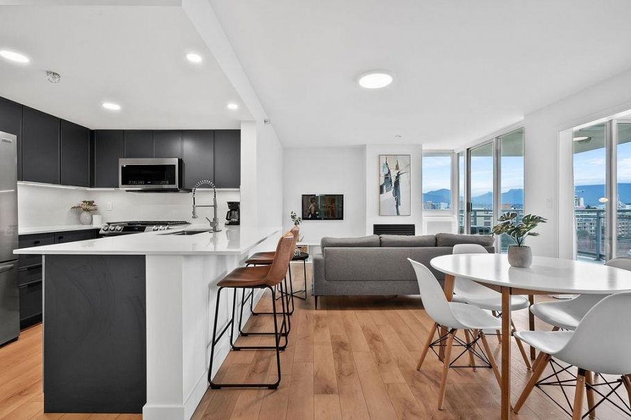 1302 120 Milross Avenue Vancouver, BC - 1