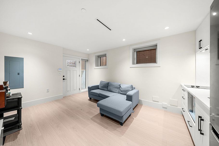 7851 Cartier Street Vancouver, BC - 29