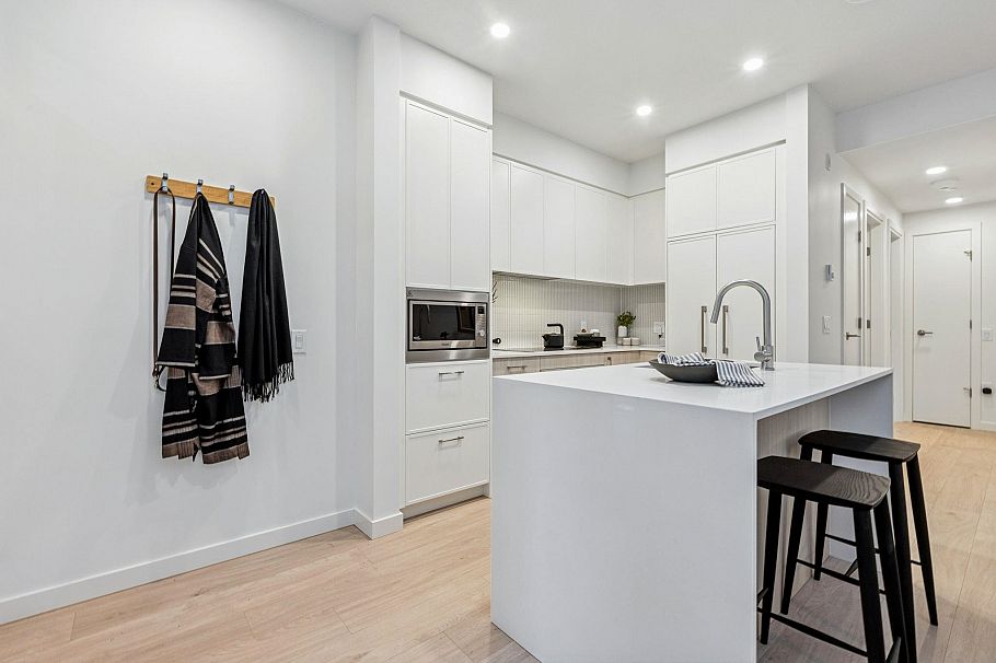 109 948 Lytton Street North Vancouver, BC - 6