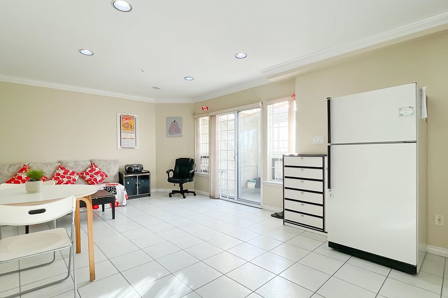 2056 Scarboro Avenue Vancouver, BC - 24