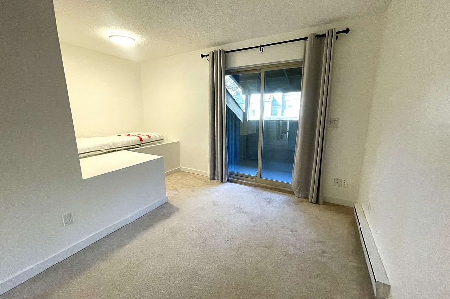 8132 Laval Place Vancouver, BC - 18