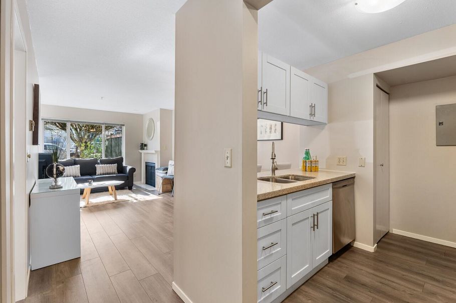 102 2195 W 5th Avenue Vancouver, BC - 25