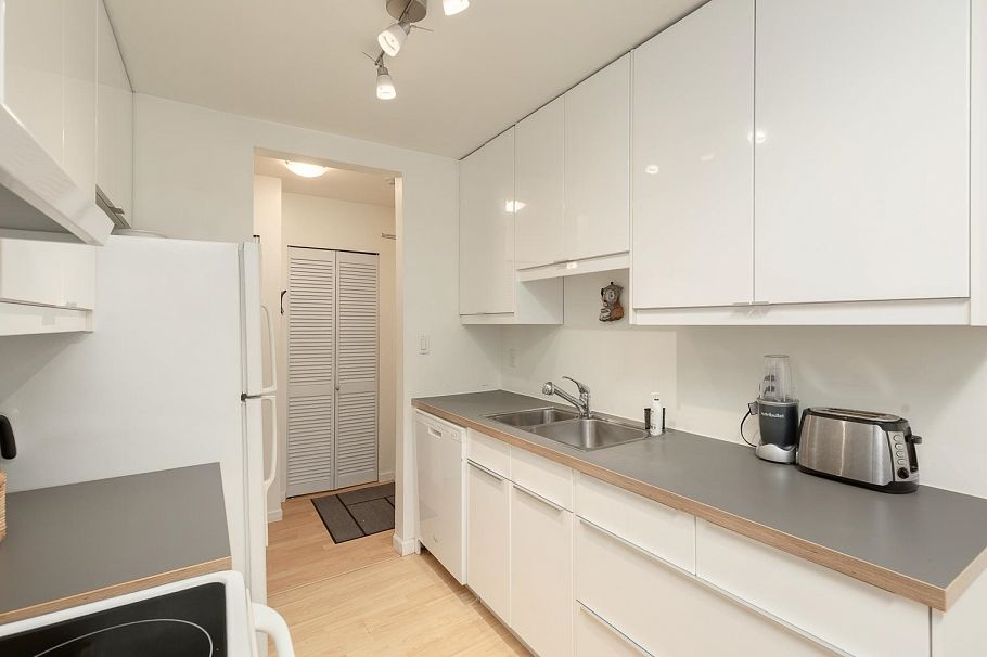 309 2150 Brunswick Street Vancouver, BC - 7