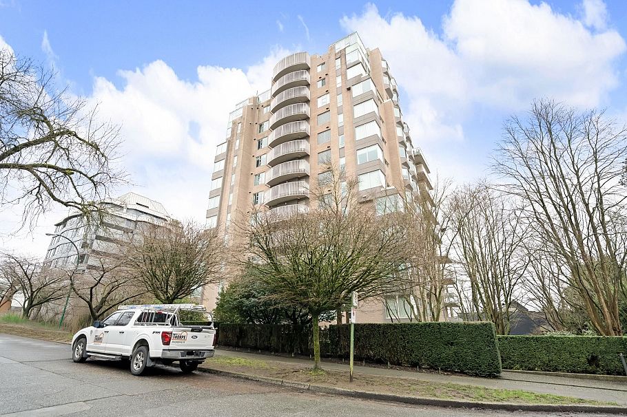 101 2288 W 40th Avenue Vancouver, BC - 4