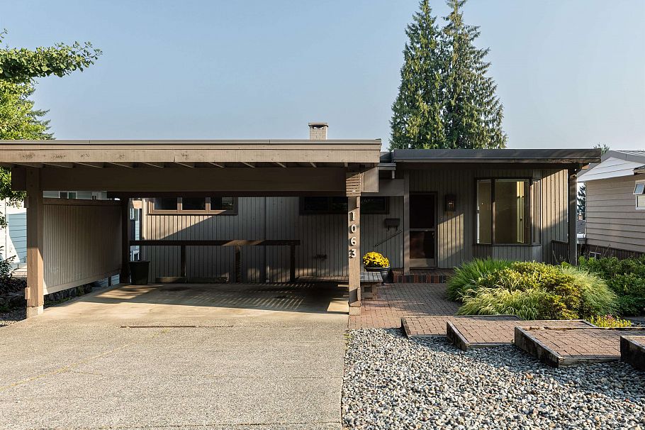 1063 Whitchurch Street North Vancouver, BC - 1