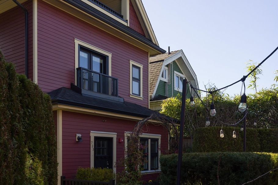 723 Union Street Vancouver, BC - 1