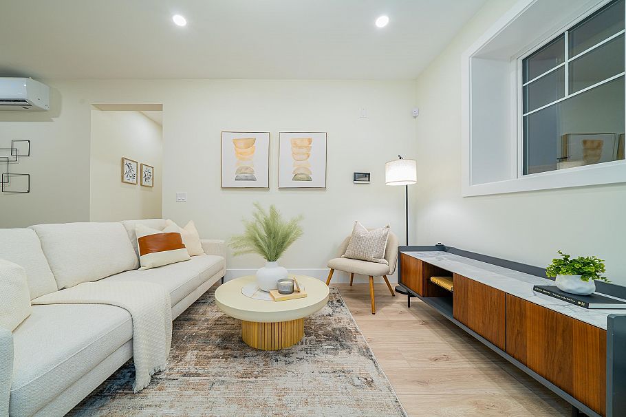 7813 Shaughnessy Street Vancouver, BC - 2