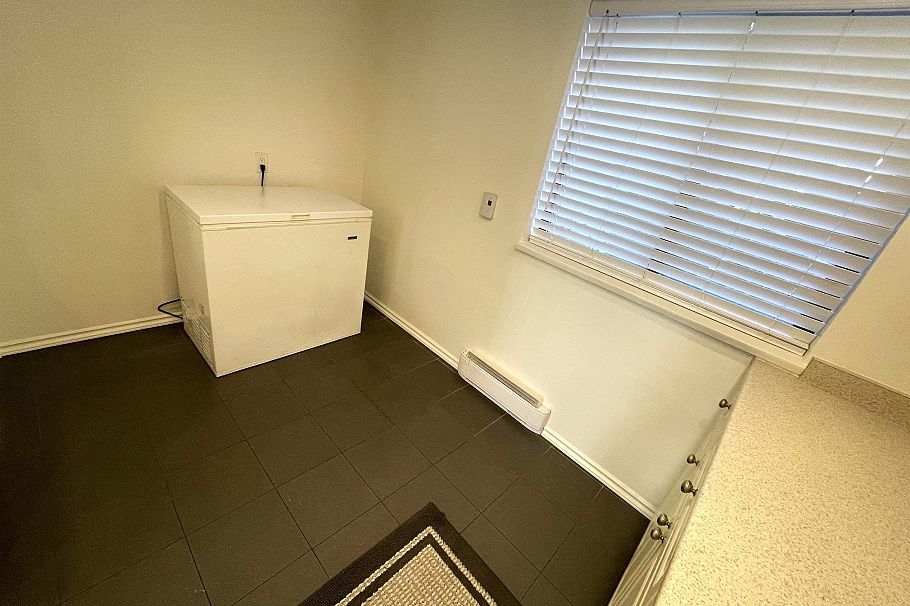 8132 Laval Place Vancouver, BC - 8