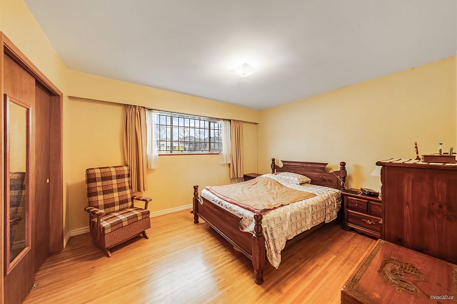 851 E 50th Avenue Vancouver, BC - 9