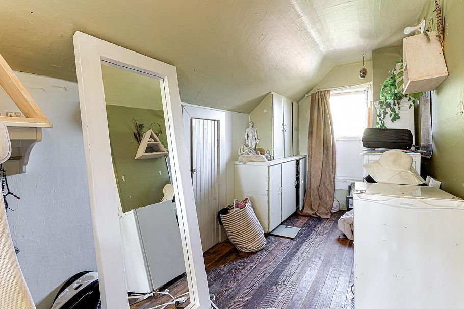 333 E 13th Avenue Vancouver, BC - 24