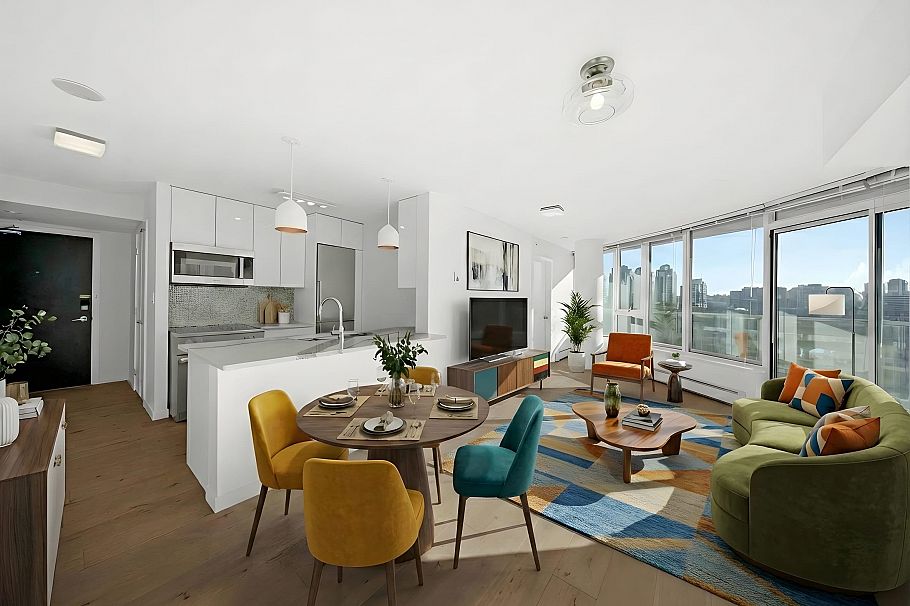 802 58 Keefer Place Vancouver, BC - 2