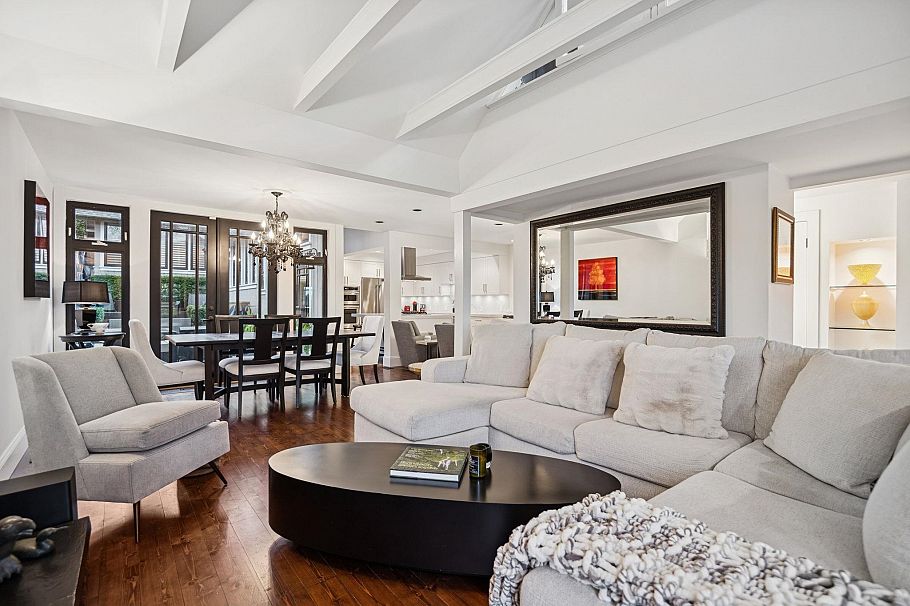 3814 W 11 Avenue Vancouver, BC - 5