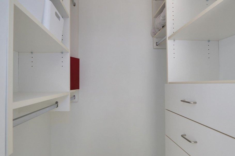 29 900 W 17th Street North Vancouver, BC - 21