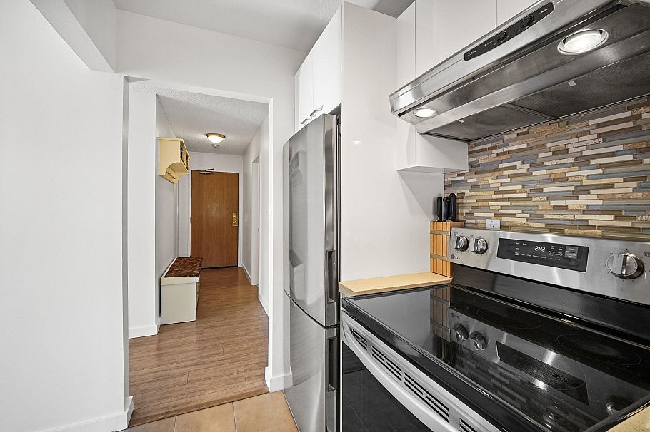 301 674 W 17th Avenue Vancouver, BC - 10