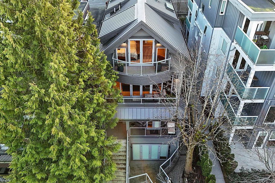 2142 W 1st Avenue Vancouver, BC - 35