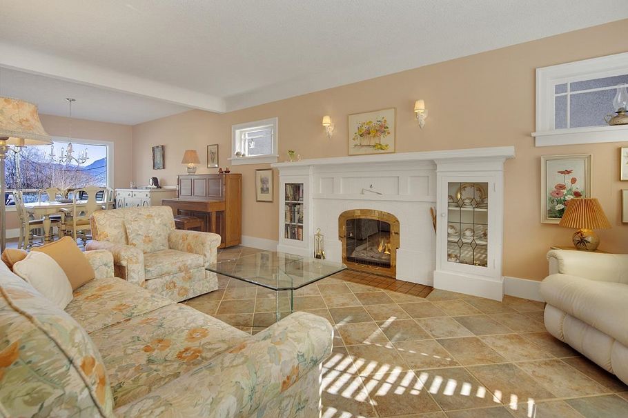 3657 W 14th Avenue Vancouver, BC - 18