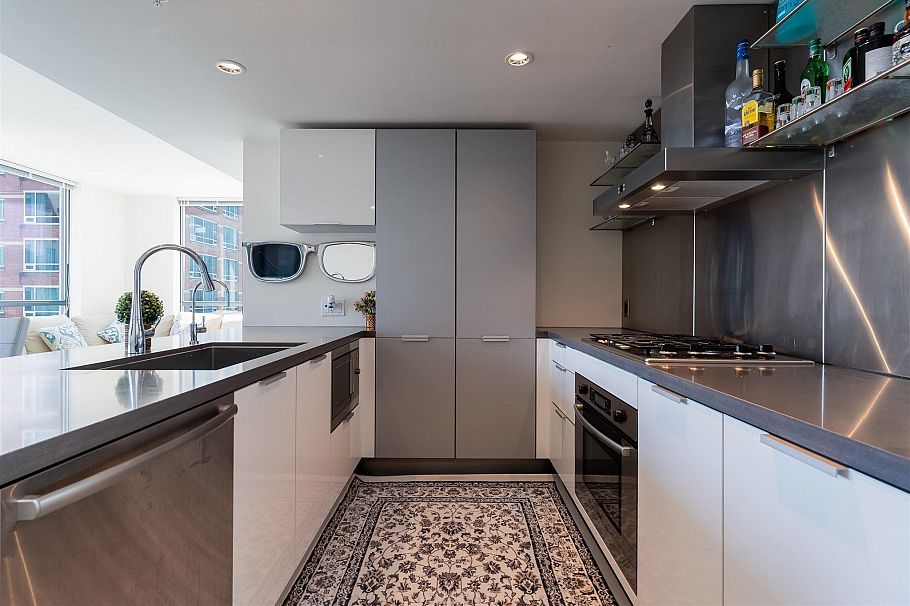 1901 788 RICHARD STREET, Vancouver BC V6B 0C7 Vancouver, BC - 2