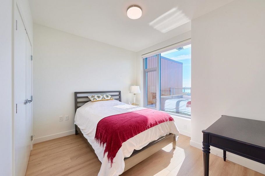 807 755 Harbourside Drive North Vancouver, BC - 27