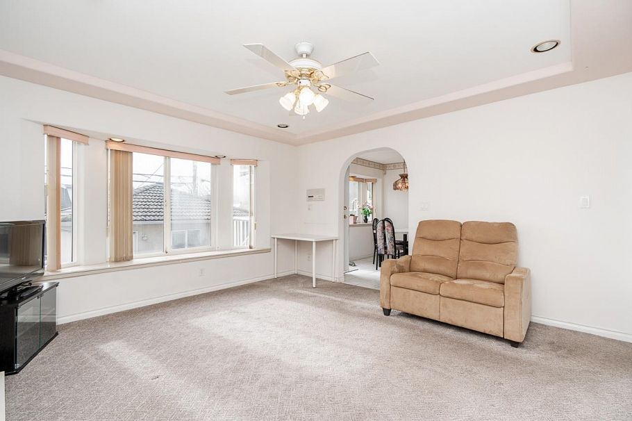 726 E 56th Avenue Vancouver, BC - 11