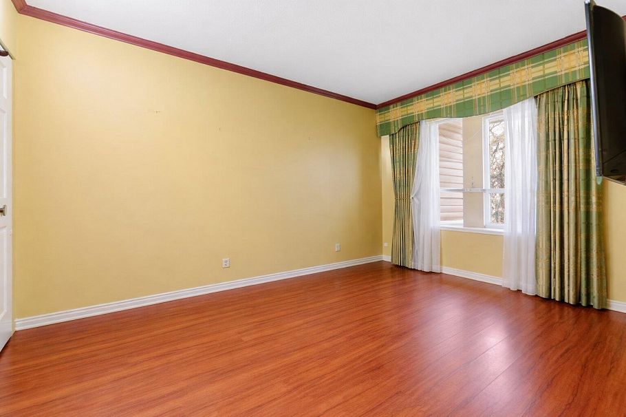 308 1823 E Georgia Street Vancouver, BC - 5